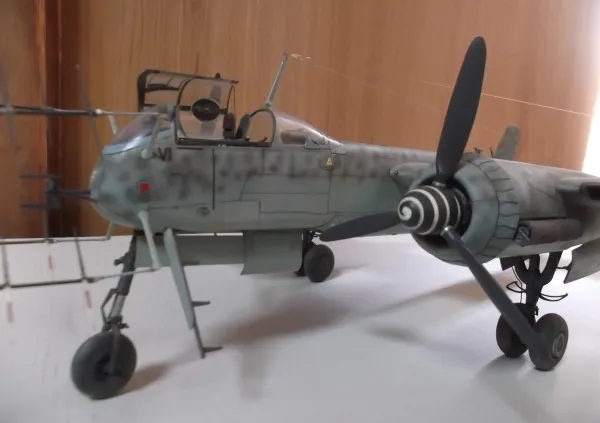 レベル1/32ハインケルHe219ウーフーA-7