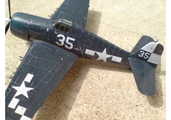 F6F-5 VF17 (ACADEMY)画像1