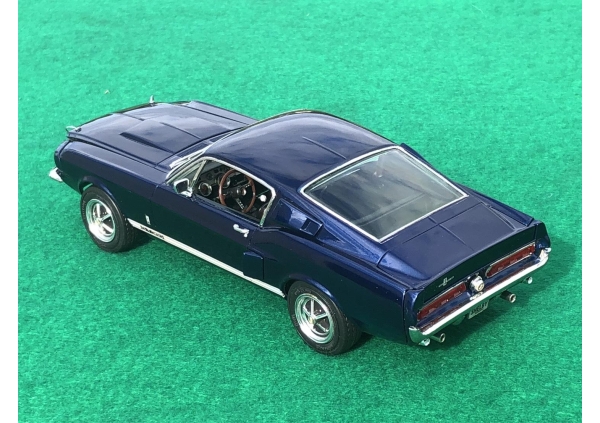 AMT 1/25 シェルビー350GT画像3