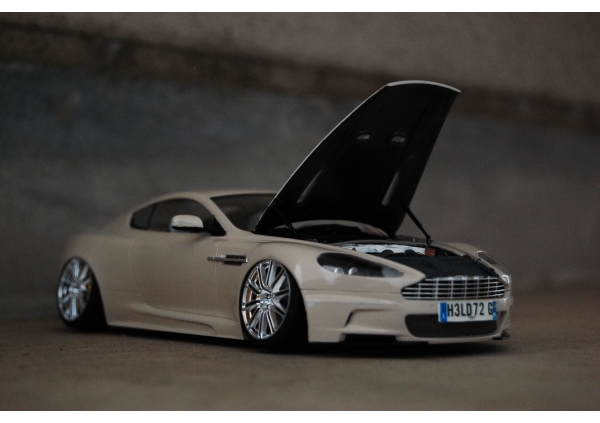 Aston Martin DBS 改