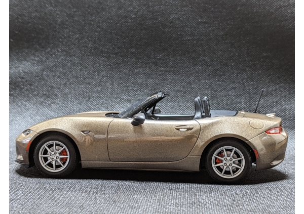 タミヤ マツダMX-5 ロードスター画像5