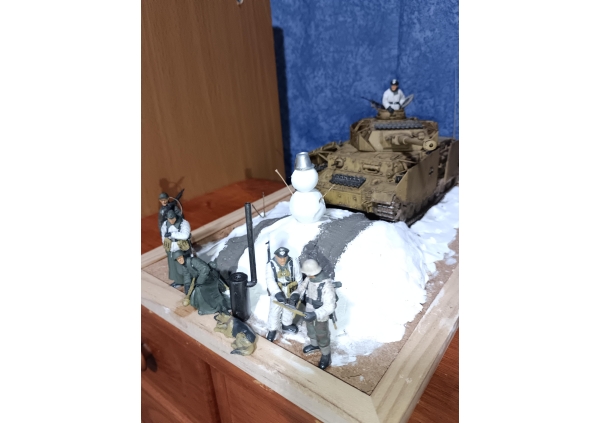 Ⅳ号戦車H型とドイツ兵野戦会議セット画像2