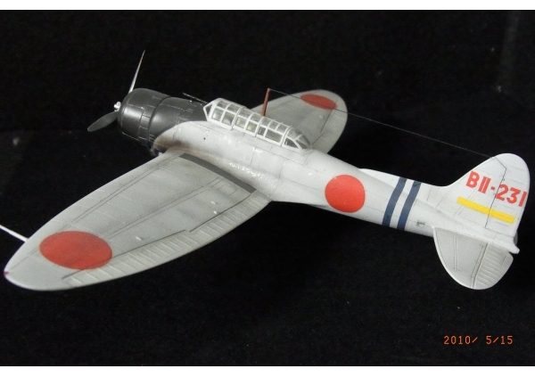 1/72 日本海軍愛知99式艦上爆撃機11型