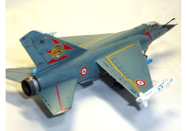 1/72 仏空軍 MIRAGE F.1C画像4