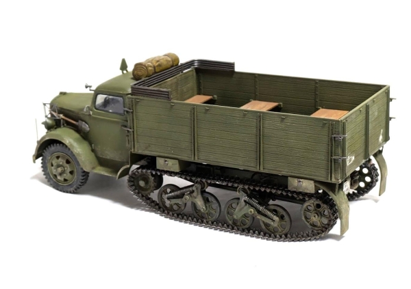 1/35 ドイツ軍  軍用トラック オペル マウルティア画像2