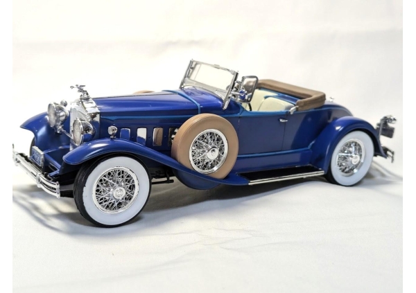 1/24  PACKARD BOATTAIL SPEEDSTAR