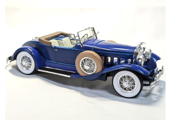 1/24  PACKARD BOATTAIL SPEEDSTAR画像2