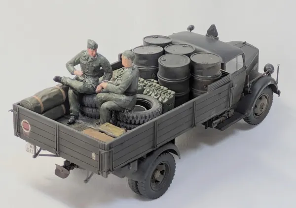 1/35 ドイツ軍 輸送トラック乗務員画像3