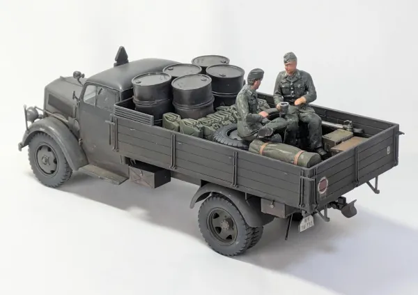 1/35 ドイツ軍 輸送トラック乗務員画像4