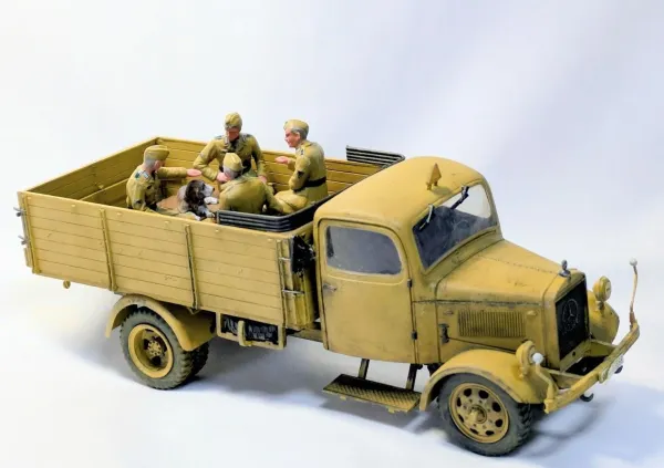 1/35 ドイツ軍 輸送トラック乗務員 その2画像2