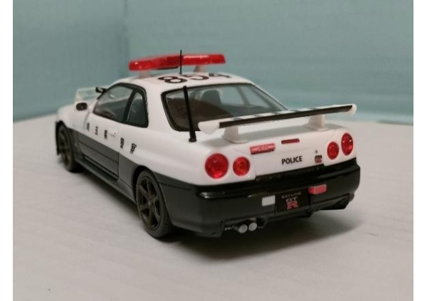 1/32 NISSAN SKYLINE GT-R Vspec2 police画像3