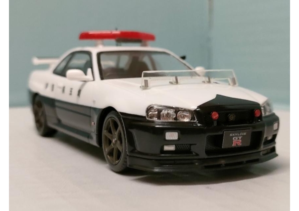 1/32 NISSAN SKYLINE GT-R Vspec2 police画像4