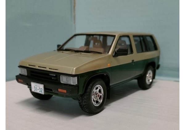 1/24 NISSAN TERRANO R3M