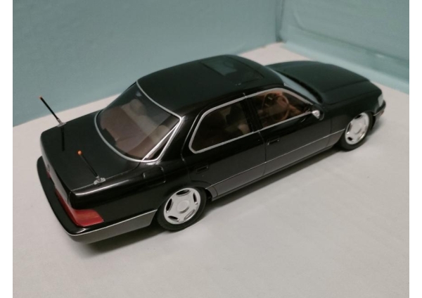 1/24 TOYOTA CELSIOR画像5