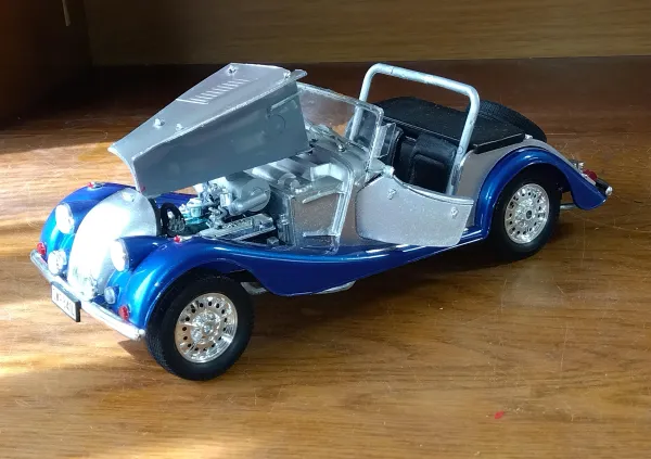 アリイ 1/16 モーガン プラス8画像4