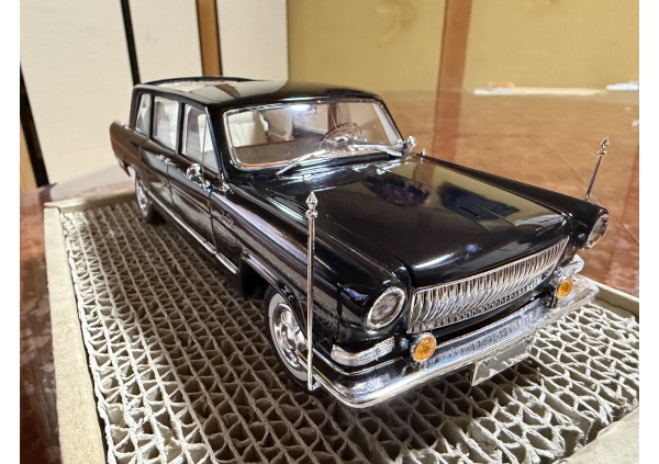 トランぺッター 「紅旗」ＣＡ770