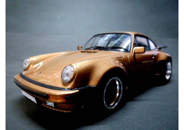 PORSCHE 911 Turbo画像2