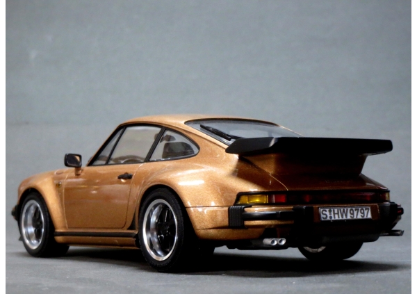 PORSCHE 911 Turbo画像4