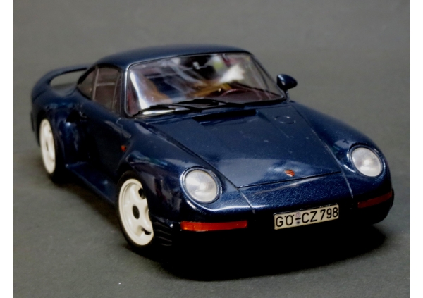 PORSCHE 959