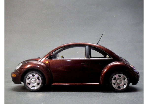 VOLKSWAGEN NEW BEETLE画像2