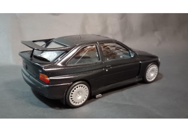 【1995年 タミヤ 1/24】1993年型 Ford ESCORT RS画像1