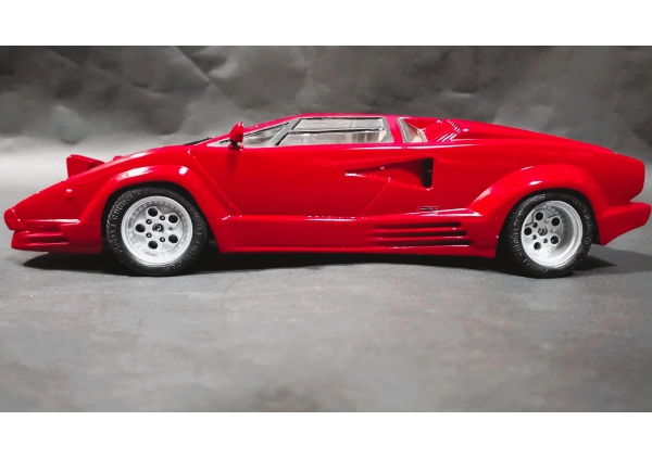 【2004フジミ模型㈱ 1/24】Lamborghini 25th Anniversary countach（ランボルギーニ カウンタック アニバーサリー）