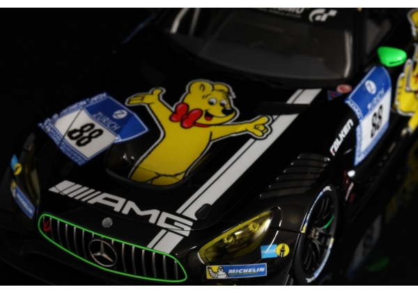 タミヤ 1/24 メルセデス AMG GT3 HARIBO 2017画像3