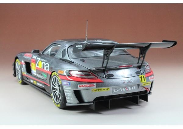 フジミ 1/24 GAINER DIXCEL Mercedes-Benz SLS AMG GT3画像2