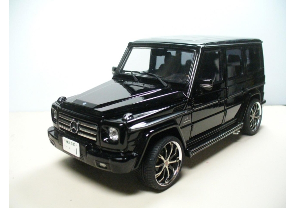 1/24 WILLY  BENZ AMG G55