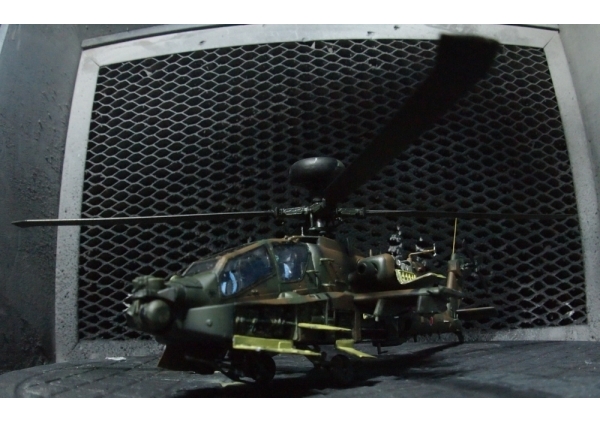 1/72 AH-64D 陸上自衛隊画像1