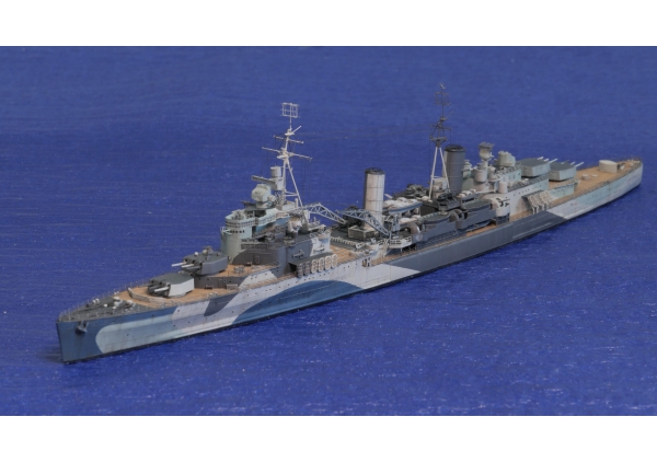 HMS Light Cruiser Belfast 1942, Trumpeter 1/700画像4