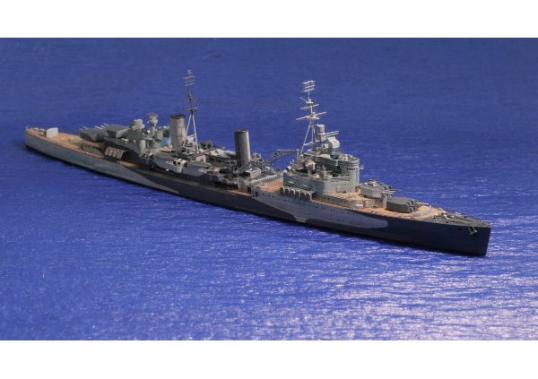HMS Light Cruiser Belfast 1942, Trumpeter 1/700画像5