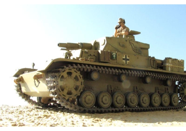 リモコン仕様のIV号戦車D型