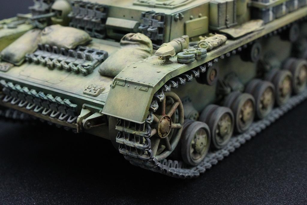 1/35 ドイツIV号戦車G型 初期生産車画像4