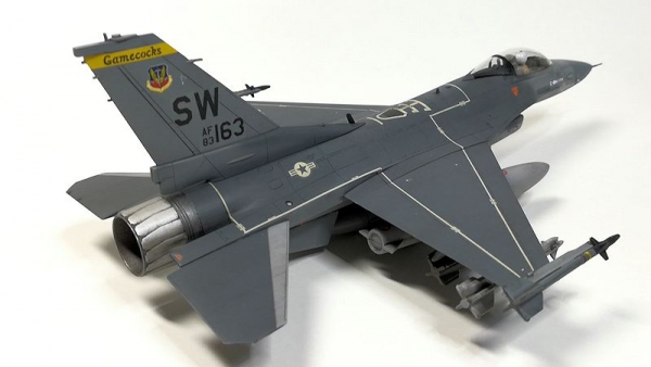 ハセガワ1/72 F-16Cファイティングファルコン画像3