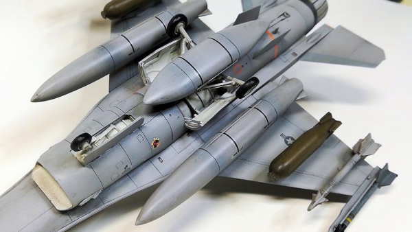 ハセガワ1/72 F-16Cファイティングファルコン画像5