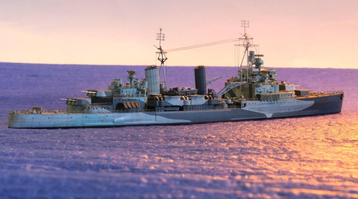 HMS Light Cruiser Belfast 1942, Trumpeter 1/700画像1