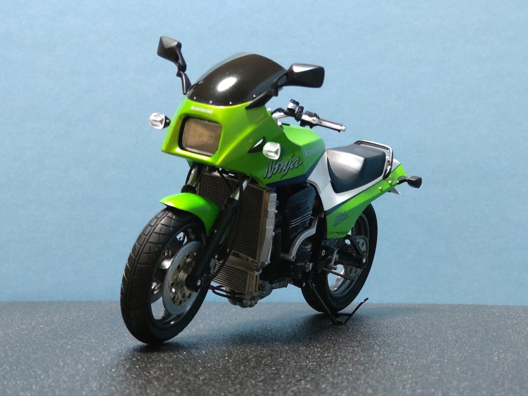 GPZ900R画像2