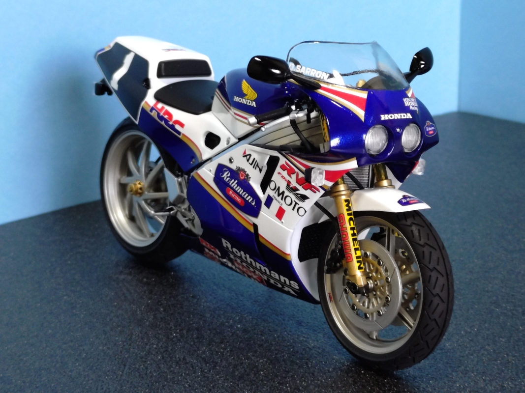 ＶＦＲ750Ｒ画像1